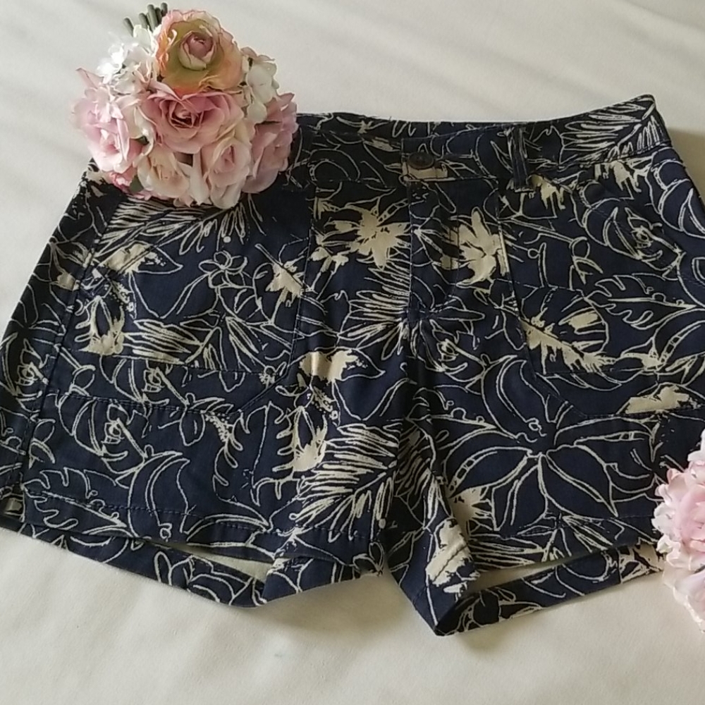Supplies shorts